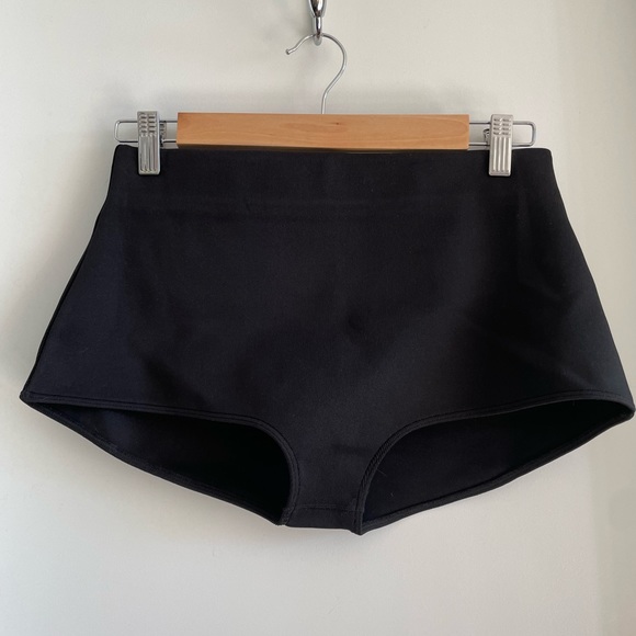 Zara sculpt short size medium - Picture 3 of 4